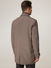 Bild von Regenmantel mit Blende