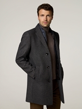 Bild von Mantel mit Wolle