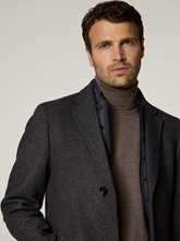 Bild von Mantel mit Wolle