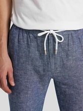 Bild von Chino im Jogging-Look