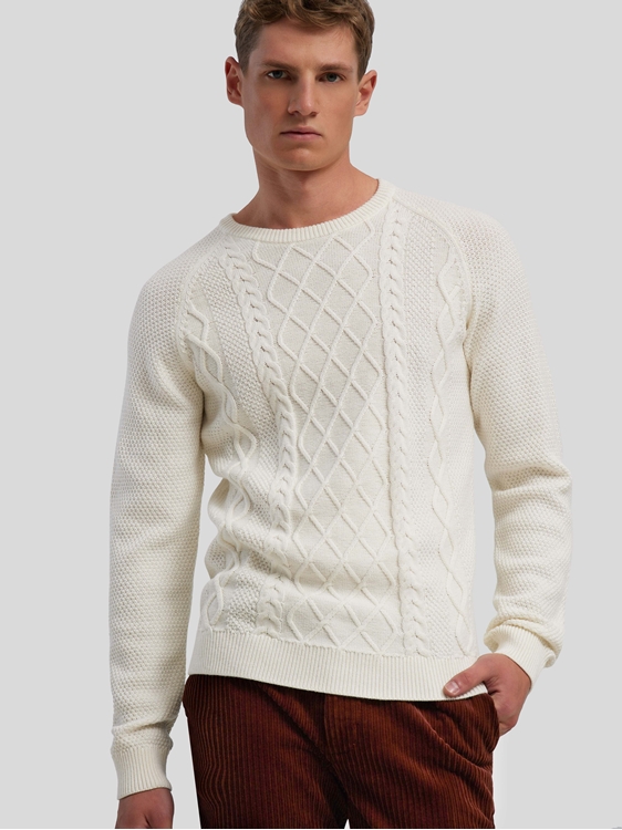 Bild von Pullover mit Zopfmuster