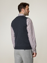 Bild von Strickgilet aus Merinowolle