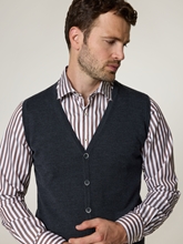 Bild von Strickgilet aus Merinowolle