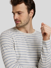 Bild von Pullover mit Streifen