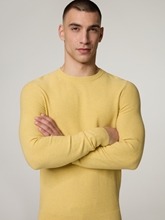 Image sur Pull à la coupe slim