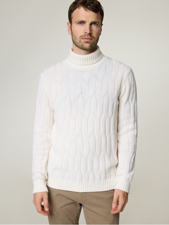 Bild von Rollkragenpullover aus Wolle