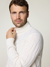 Bild von Rollkragenpullover aus Wolle