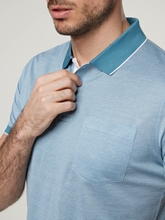 Bild von Poloshirt im Custom Fit