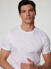 Image sur T-shirt à coupe personnalisée