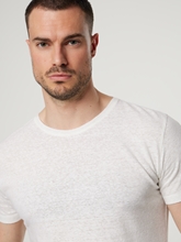 Bild von T-Shirt mit Leinen im Custom Fit