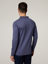 Bild von Poloshirt im Custom Fit