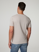 Image sur T-shirt à la coupe slim