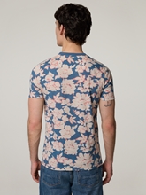 Image sur T-shirt à la coupe slim