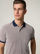 Bild von Poloshirt im Custom Fit