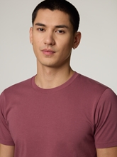 Image sur T-shirt à coupe personnalisée