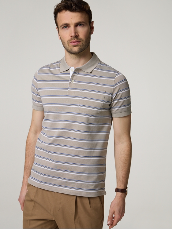 Bild von Poloshirt im Custom Fit