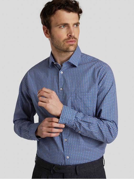 Bild von Hemd im Custom Fit