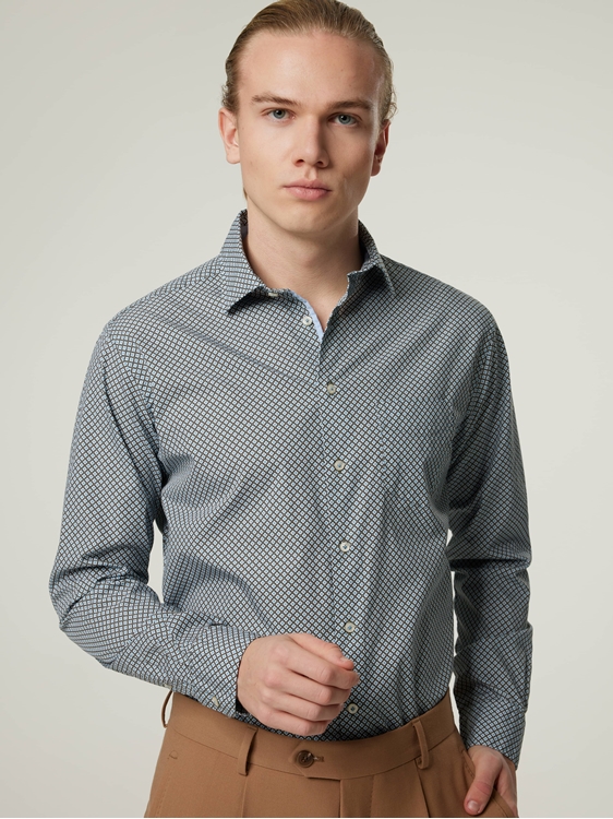 Bild von Hemd im Custom Fit