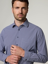 Bild von Hemd im Custom Fit