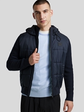 Bild von Strickjacke mit Steppung