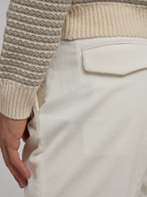 Bild von Cordhose im Carrot Fit