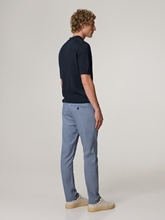 Image sur Chino à la coupe slim