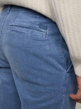 Image sur Pantalon en velours côtelé à coupe relaxée et fuselée