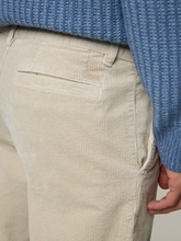 Bild von Cordhose im Relaxed Tappered Fit