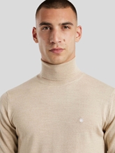 Image sur Pull à col roulé en laine