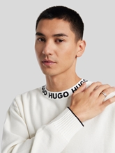 Bild von Pullover mit Logo