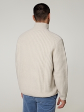 Bild von Troyer mit Wolle KWINTER