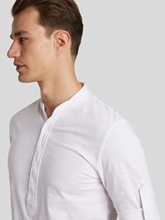 Bild von Henley-Shirt aus Flammgarn