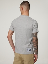 Bild von T-Shirt mit Logo