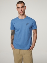 Image sur T-shirt avec logo