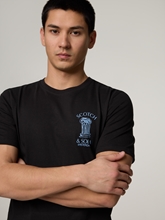 Image sur T-shirt à coupe régulière
