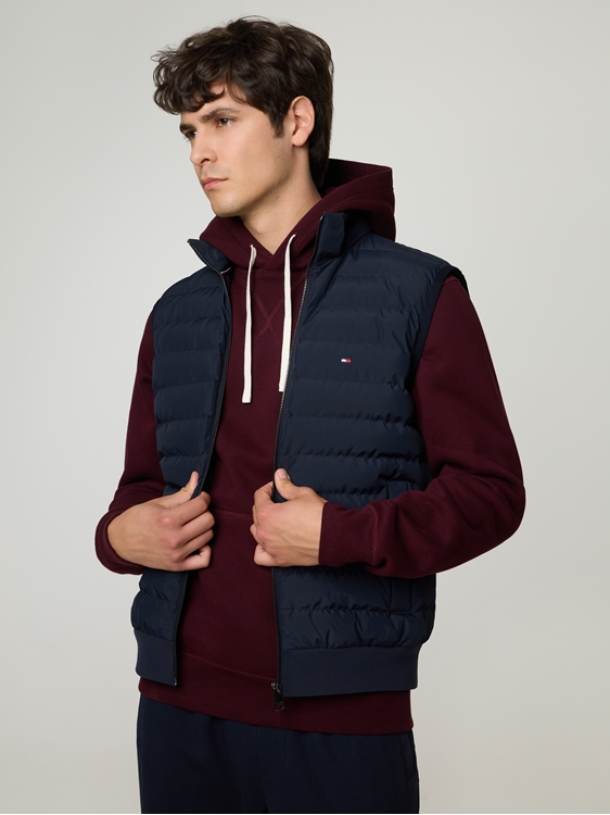 Bild von Steppweste mit Kapuze