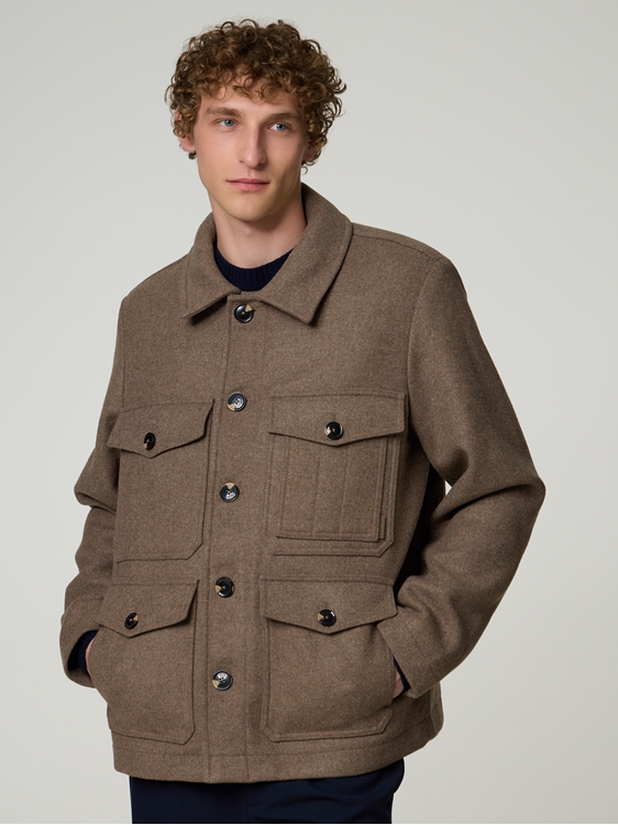 Bild von Kurze Jacke aus Wolle