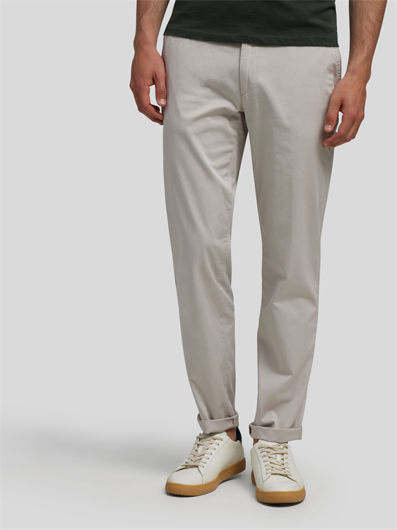 Bild von Chino im Regular Fit EVEREST ULTRALIGHT