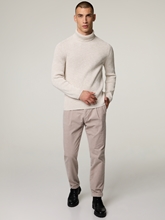 Bild von Cordhose  im Tapered Fit
