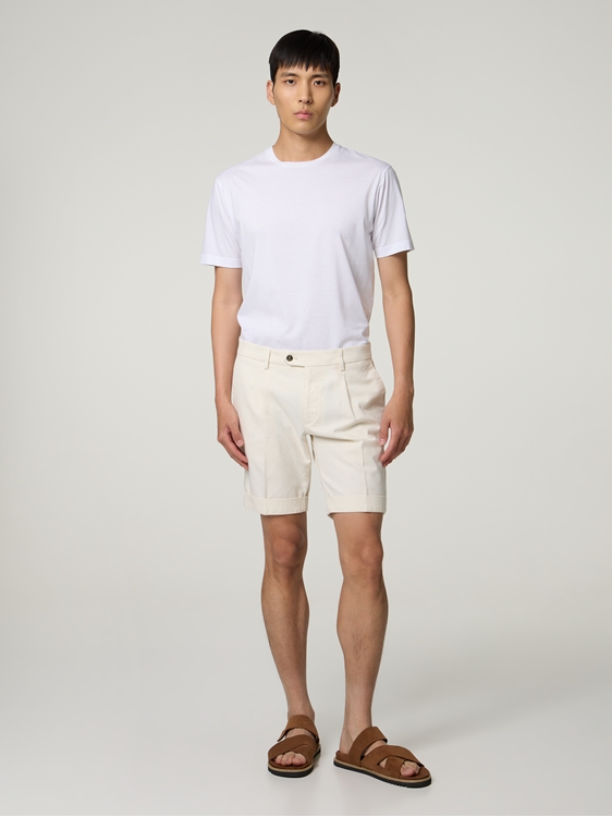 Bild von Shorts NEW YORK TIME