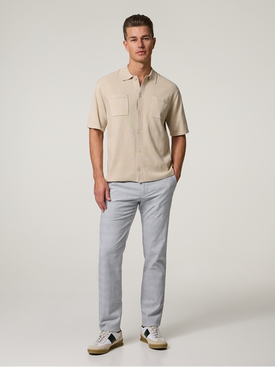 Image sur Chino à la coupe régulière