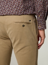 Bild von Chino im Regular Fit NEW YORK