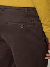 Image sur Chino à la coupe slim TILO