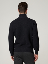 Bild von Troyer mit Wolle