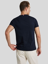 Bild von T-Shirt mit Logo