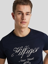 Bild von T-Shirt mit Logo