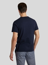 Image sur T-shirt à logo