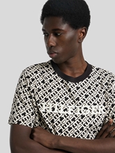 Bild von T-Shirt mit Logo