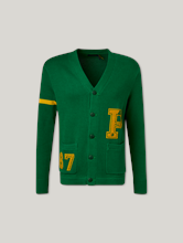 Image sur Cardigan au look collège