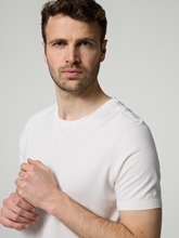 Image sur T-shirt en maille fine